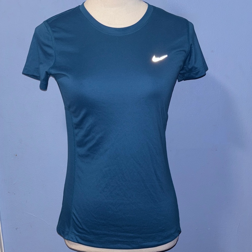 Nike Women's Short Sleeve Blue Tee - Picture 7 of 7